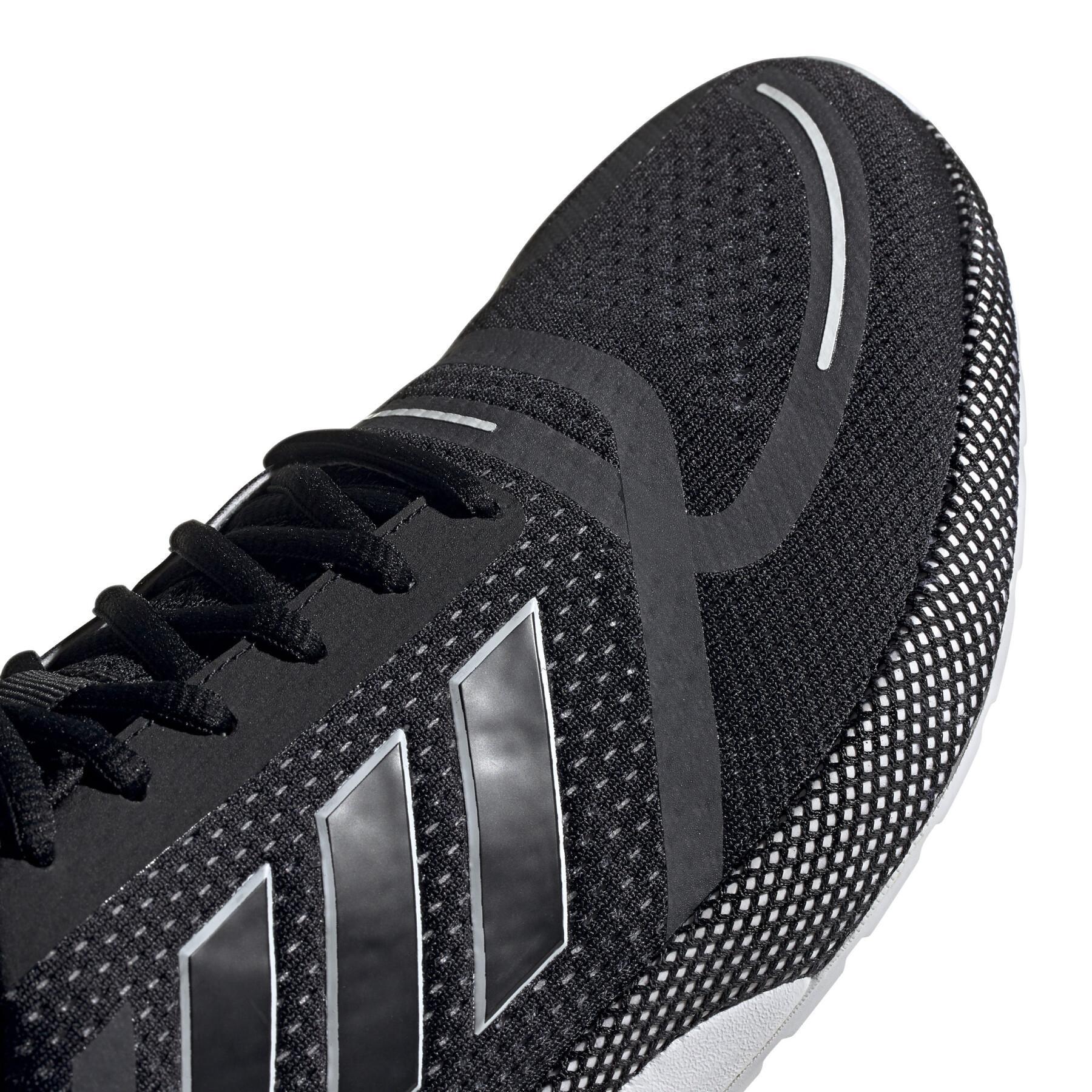 Chaussures de running adidas Nova Run