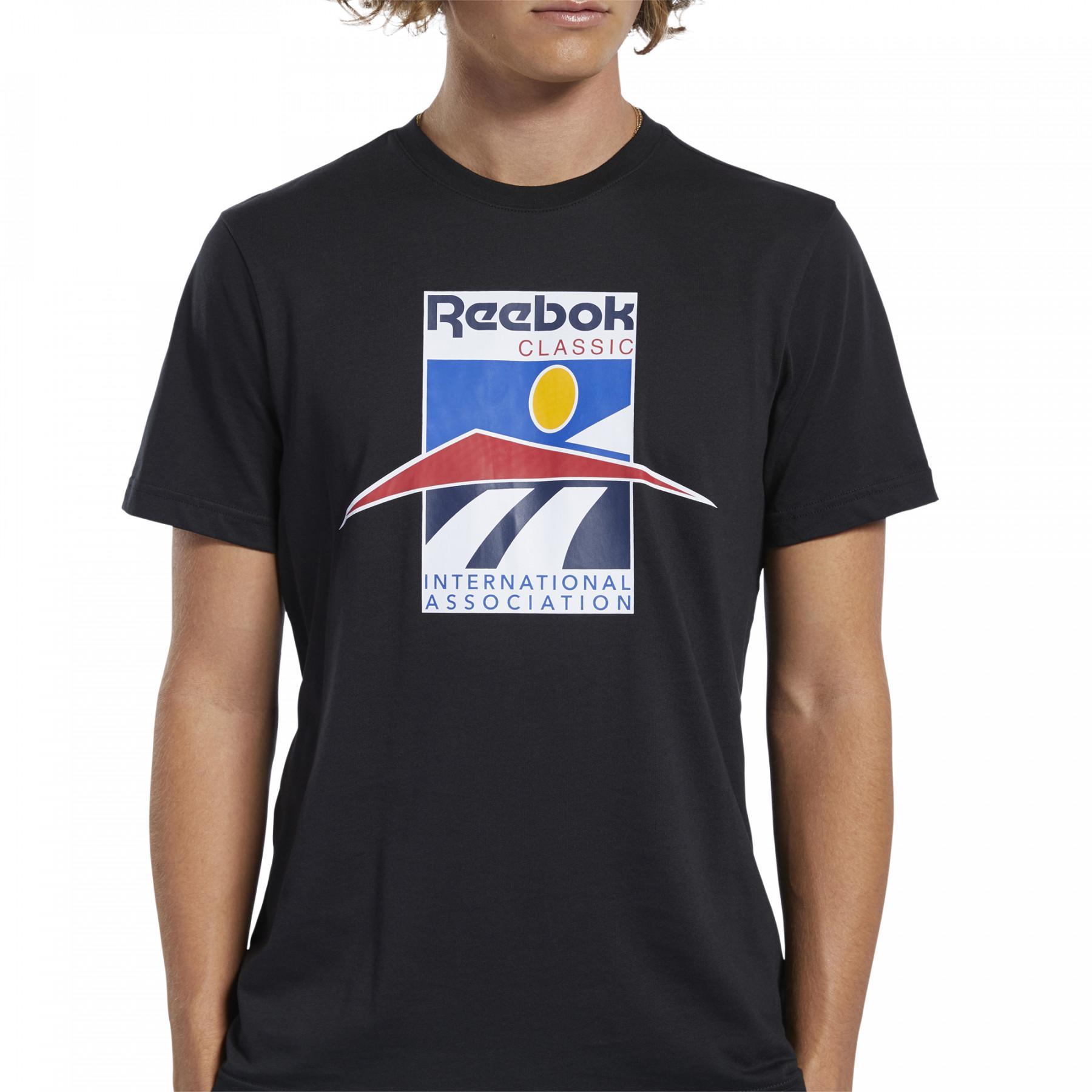 T-shirt Reebok International