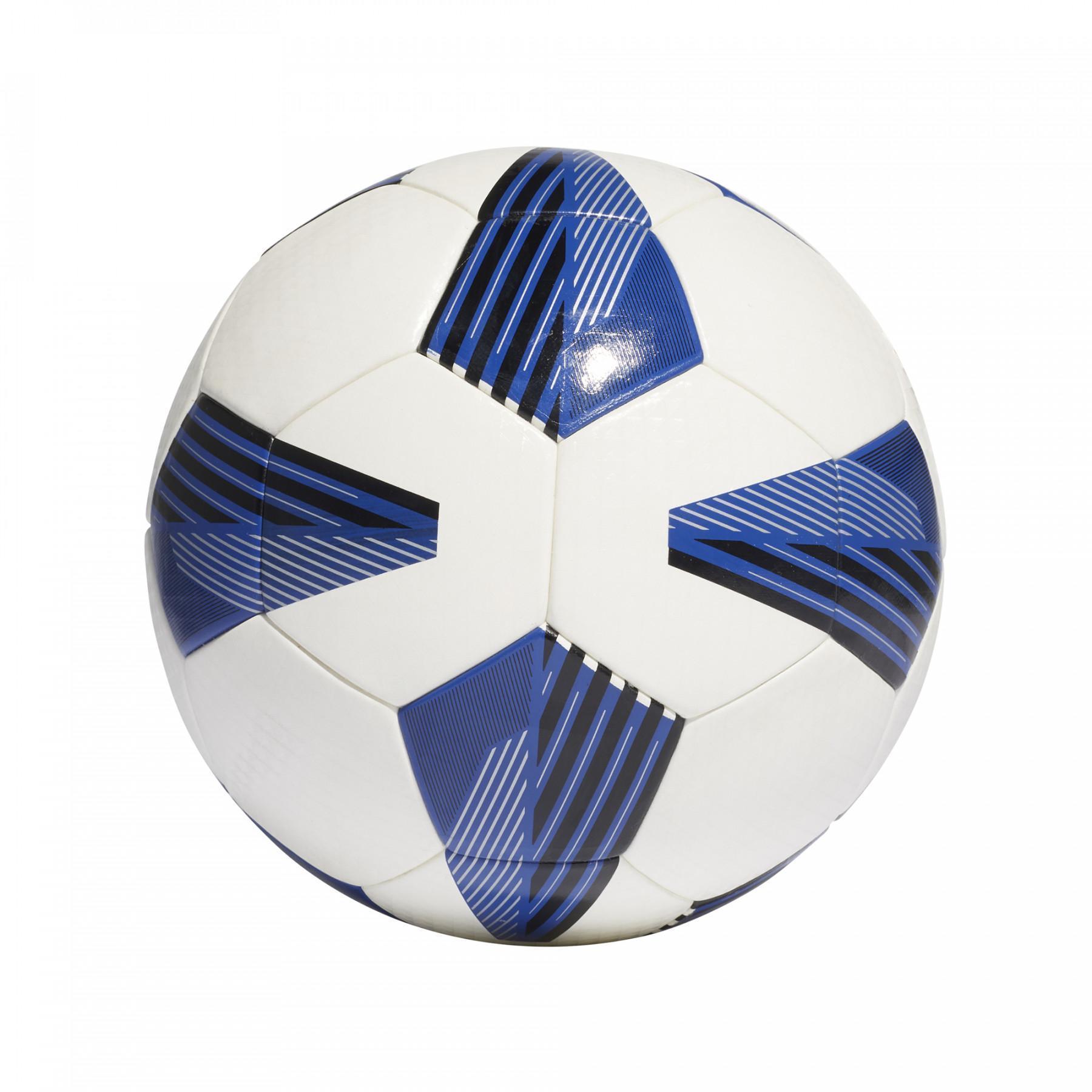 Ballon adidas Tiro Artificial TF League