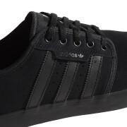 Chaussures adidas Seeley