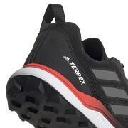 Chaussures de trail adidas Terrex Agravic